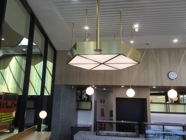 904 Brushed Light Brass Aluminium - Image 15