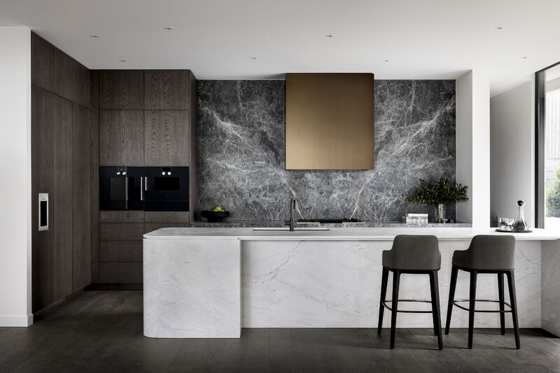 A18 Bronze rangehood